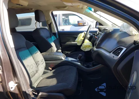 2018 Dodge Journey Se from USA, damaged, VIN 3C4PDCAB1JT152572